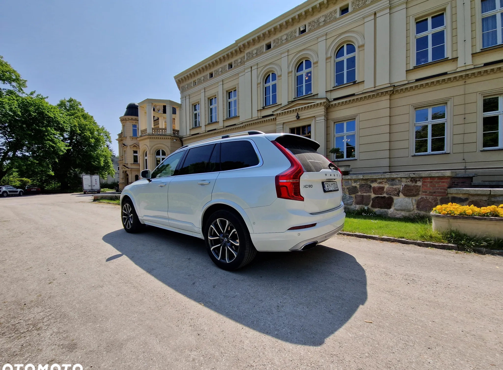 Volvo XC 90 cena 130000 przebieg: 95000, rok produkcji 2016 z Niemcza małe 92